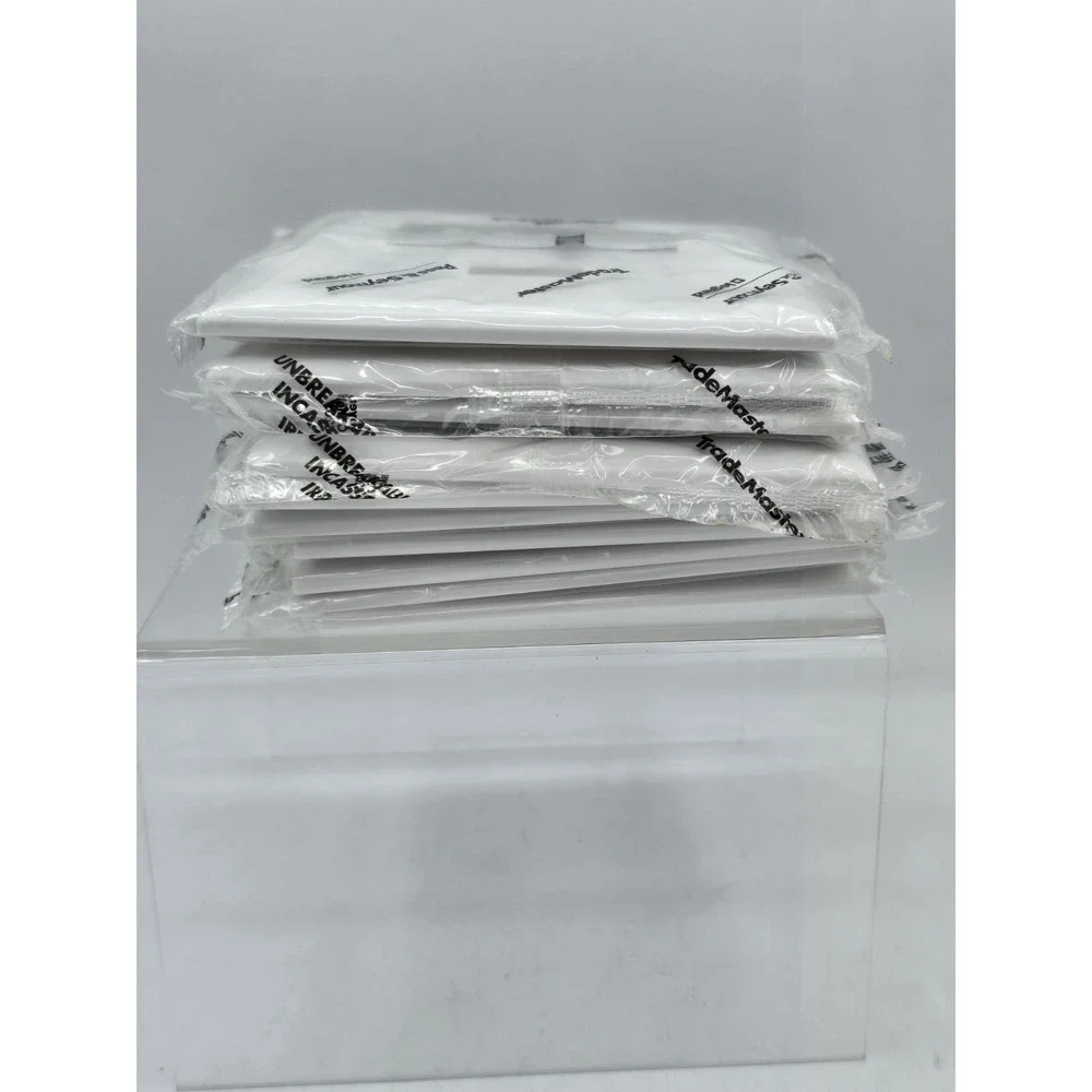 15 - Pass & Seymour TP126WCC12 White‎ 1-Toggle & 1 Decorator Opening Nylon Wall
